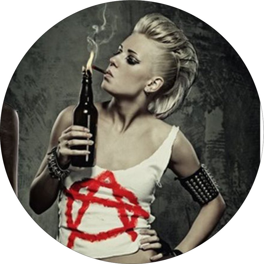 Krawall Mädchen Anarcho