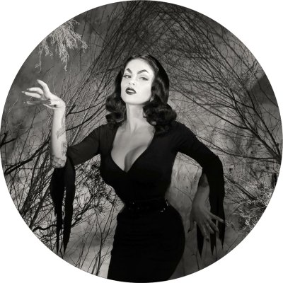 Vampira Graveyard