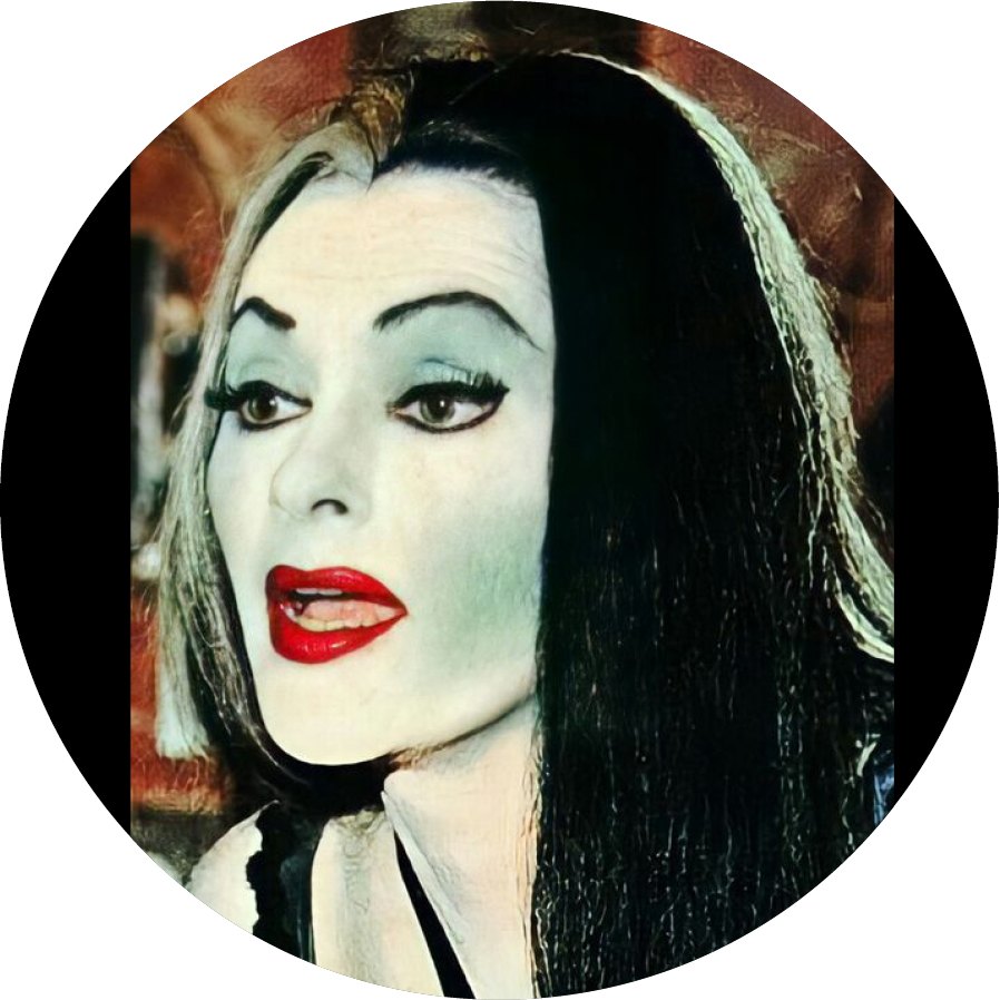 Lili Munster Green